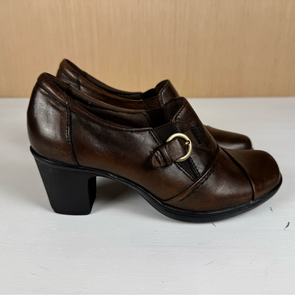 Earth Origins Brown Leather Buckle Heel Shoes Women’s 7M Comfort Career